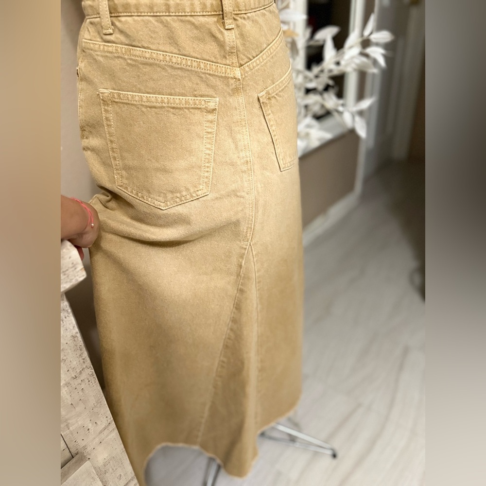 Reformation Camel denim Midi Skirt with Front Slit - Picture 6 of 13